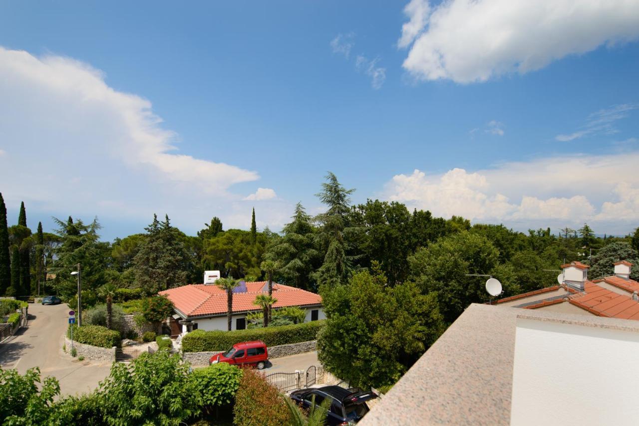 Villa Antonia Malinska Exterior photo